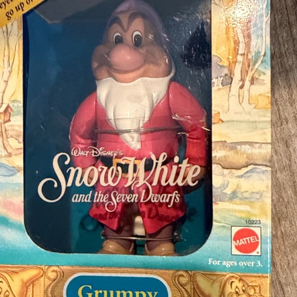 Mattel Grumpy Figure - Red approximately 5 inches collectible 1992 - Picture 8 of 8